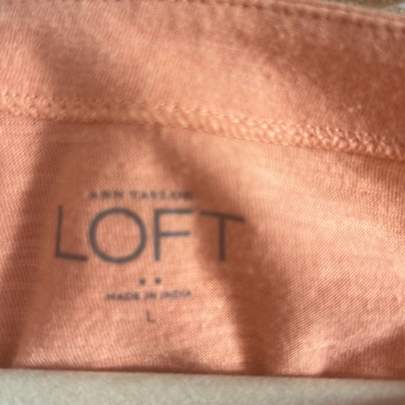 Bundle of 4 Loft size Large Womens shirts - Picture 2 of 4